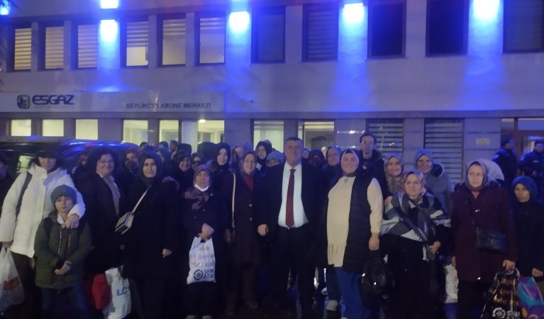 Beylikova Belediyesinin kadınlara özel düzenlediği Kapadokya gezisinin ikinci hafta ikinci tur otobüslerimiz belediyemiz önünden hareket etti.