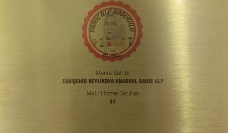 İl Milli Eğitim Müdürü Sayın Sinan Aydın, Belediye Başkanımız Sayın Özkan Alp'e eğitime verdiği desteklerden ötürü kendisine teşekkür etti
