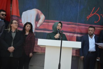 Enerji Ve Tabii Kaynaklar Bakanımız Sayın Fatih Dönmez ve Ak Parti Millet Vekilimiz Prof. Dr. Ayşen Gürcan ilçemizi ziyaret ederek Beylikova’lı vatandaşlarla buluştu…