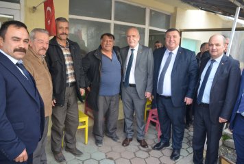 MHP Eskişehir İl Başkanı İsmail Candemir, Belediye Başkanımız Özkan Alp ile beraber esnaf ve vatandaşlarla buluştular.