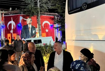 Beylikova Belediyesinin kadınlara özel düzenlediği Kapadokya gezisinin ilk hafta birinci tur otobüslerimiz cumartesi günü ilçemize geldi.