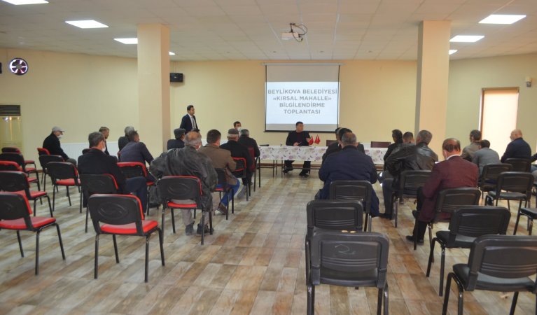 Beylikova İlçe Muhtarlarına Kırsal Mahalle Geçiş Bilgilendirme Toplantısı Yapıldı