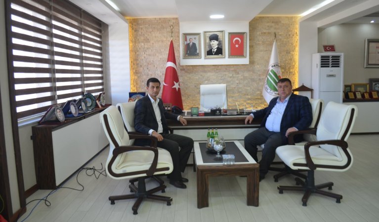Çiftiler Belediye Başkanı Kadir Bıyık, Belediye Başkanımız Özkan Alp’i makamında ziyaret etti.