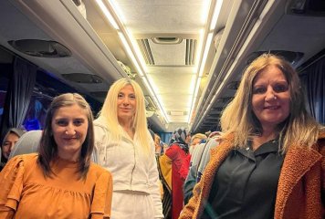 Beylikova Belediyesinin kadınlara özel düzenlediği Kapadokya gezisinin ilk hafta birinci tur otobüslerimiz belediyemiz önünden Cuma günü hareket etti.