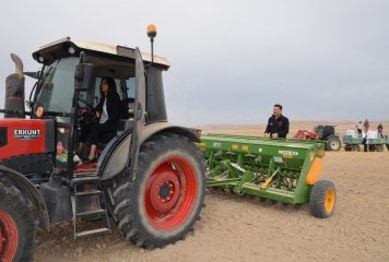 Beylikova Belediyesi atıl durumdaki 4 milyon metrekarelik araziyi yeniden tarıma kazandırdı.