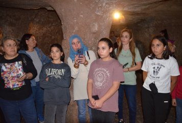 Beylikova Belediyesinin kadınlara özel düzenlediği Kapadokya gezisinin ilk hafta birinci tur otobüslerimiz cumartesi günü ilçemize geldi.
