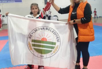 Beylikova’daki spor tesisleri meyvelerini veriyor.